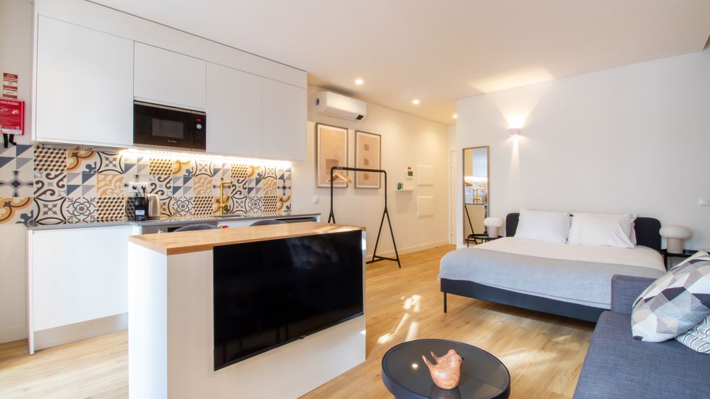 Caldeireiros 95 | Stylish Studio by LovelyStay