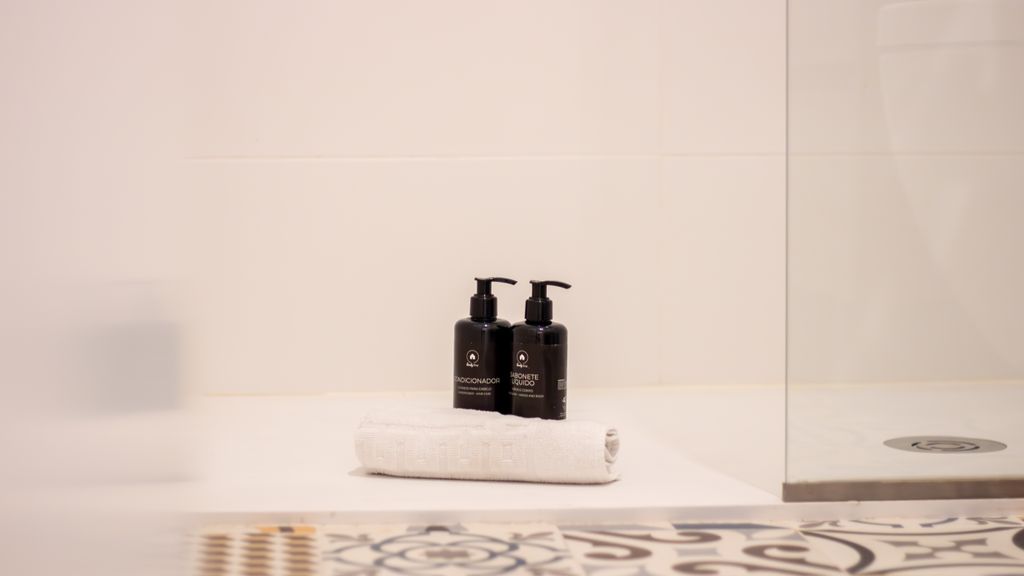 Caldeireiros 95 | Stylish Studio by LovelyStay