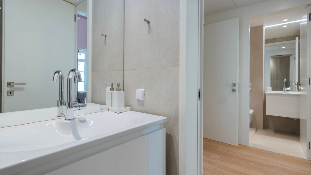 3BDR Upscale Apartment by LovelyStay