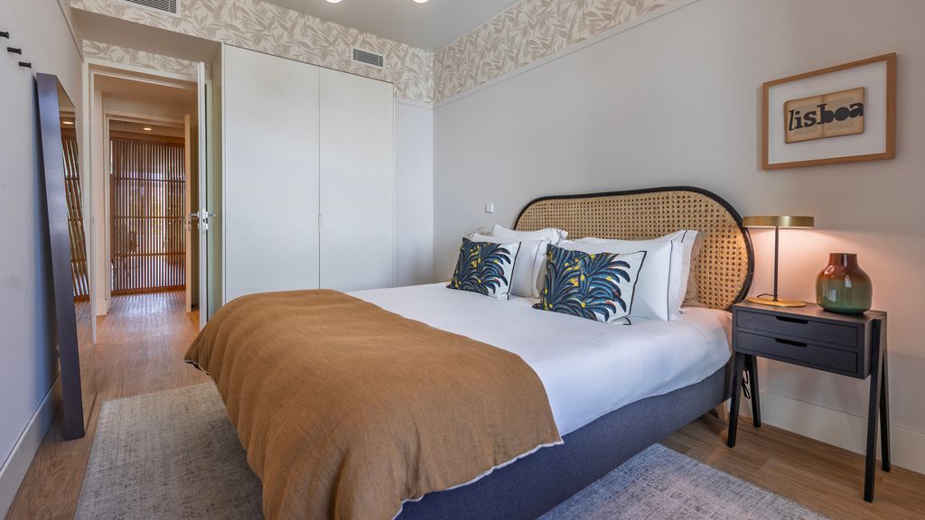 3BDR Upscale Apartment by LovelyStay