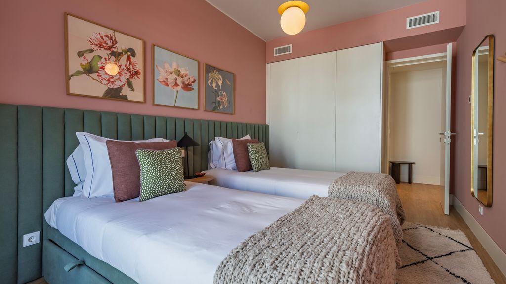 3BDR Upscale Apartment by LovelyStay