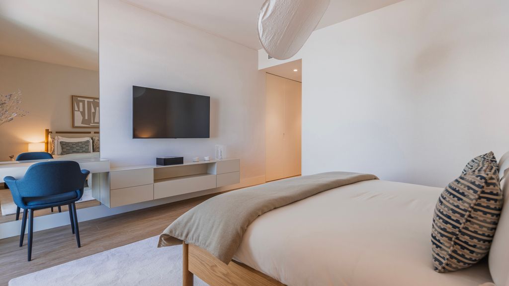 3BDR Upscale Apartment by LovelyStay