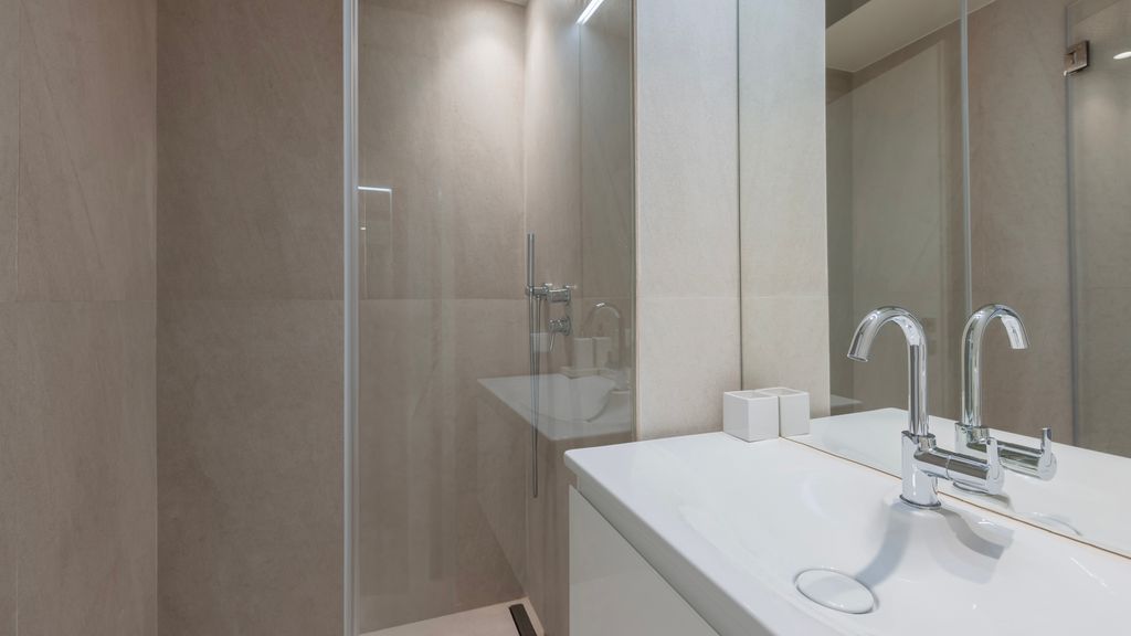 3BDR Upscale Apartment by LovelyStay