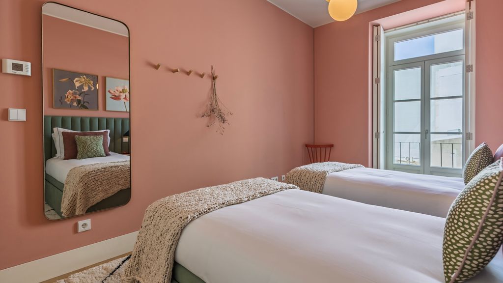 3BDR Upscale Apartment by LovelyStay