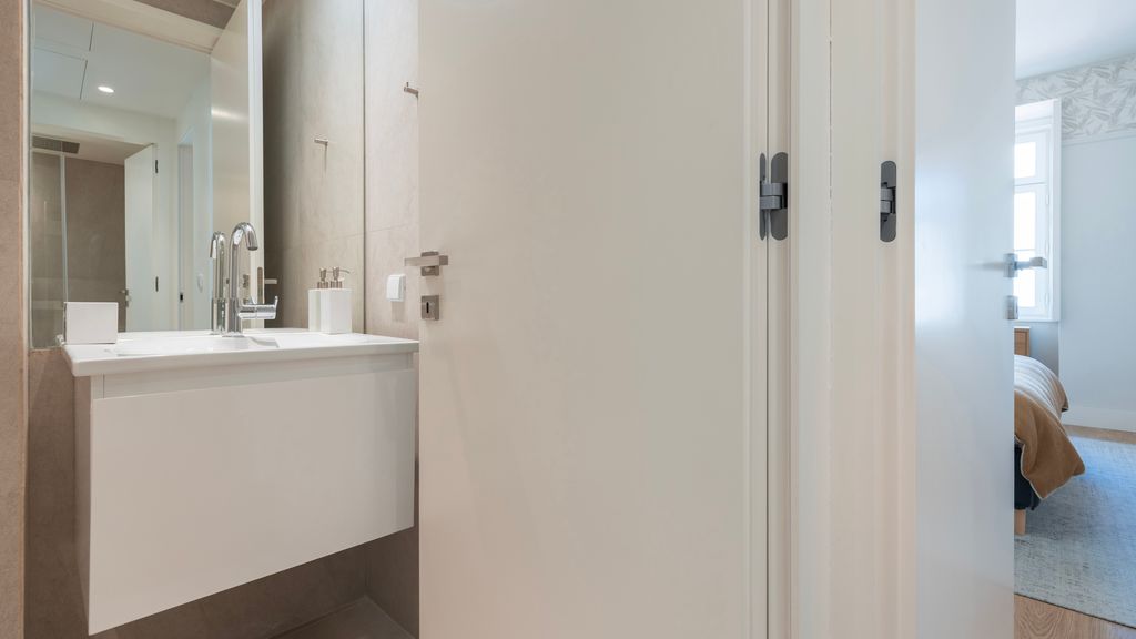 3BDR Upscale Apartment by LovelyStay