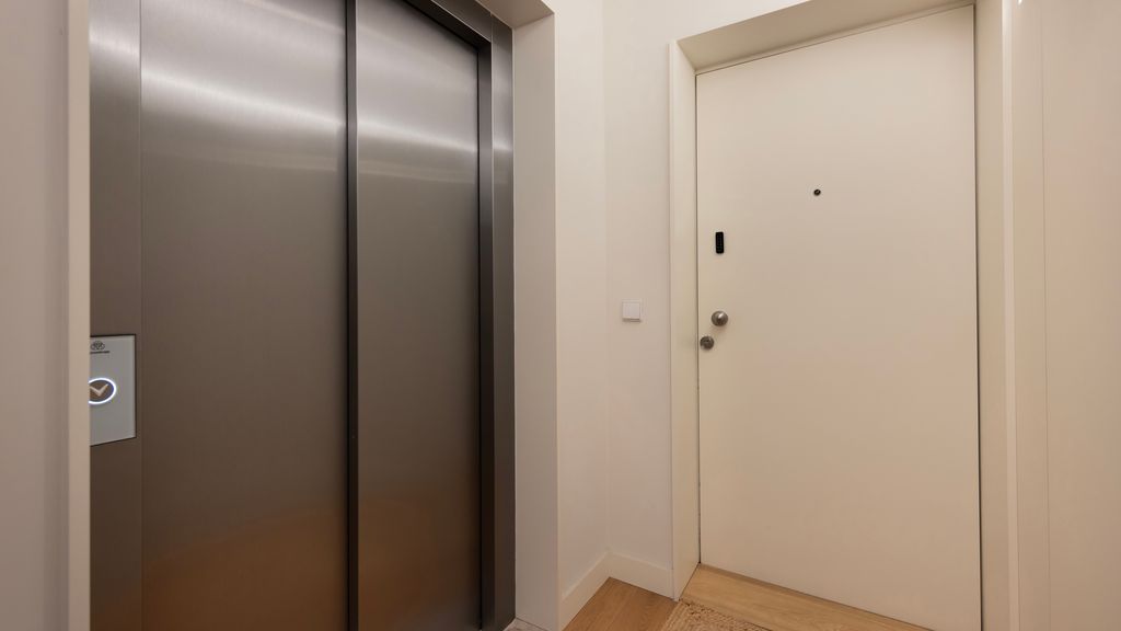3BDR Upscale Apartment by LovelyStay