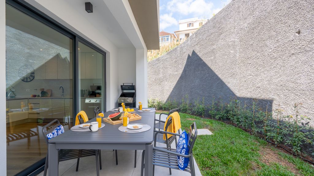 Villa Nero by LovelyStay