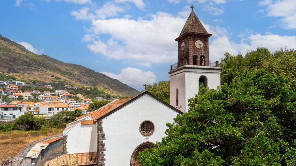 Machico Village by LovelyStay
