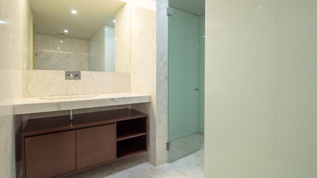 Gaya Residence 494 B, 5D by LovelyStay
