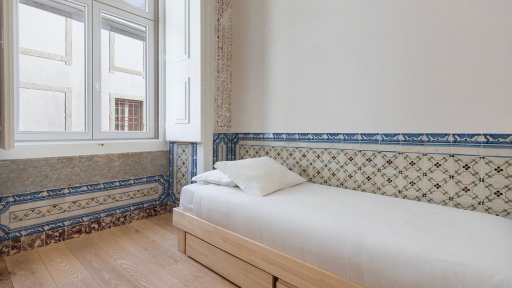 Rua São João da Praça 65, 2 - Apartamento 5