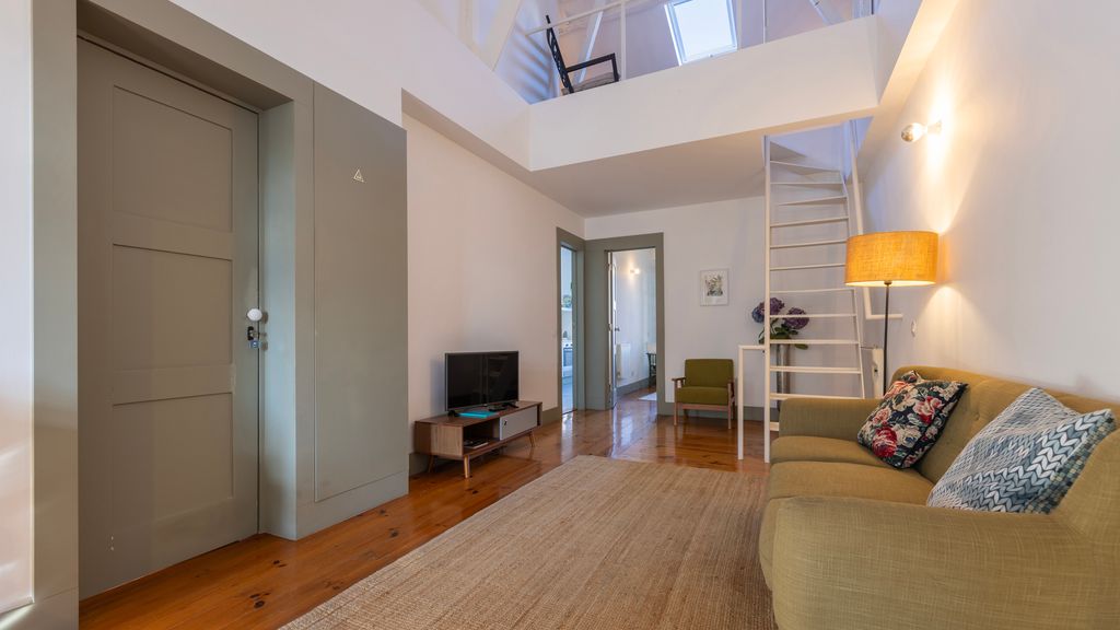 Jardim do Embaixador 3BDR Apartment by LovelyStay