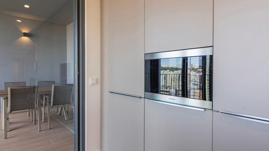 Gorgeous Apartment with city view by LovelyStay