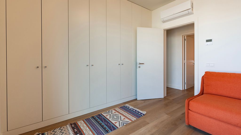 Gorgeous Apartment with city view by LovelyStay