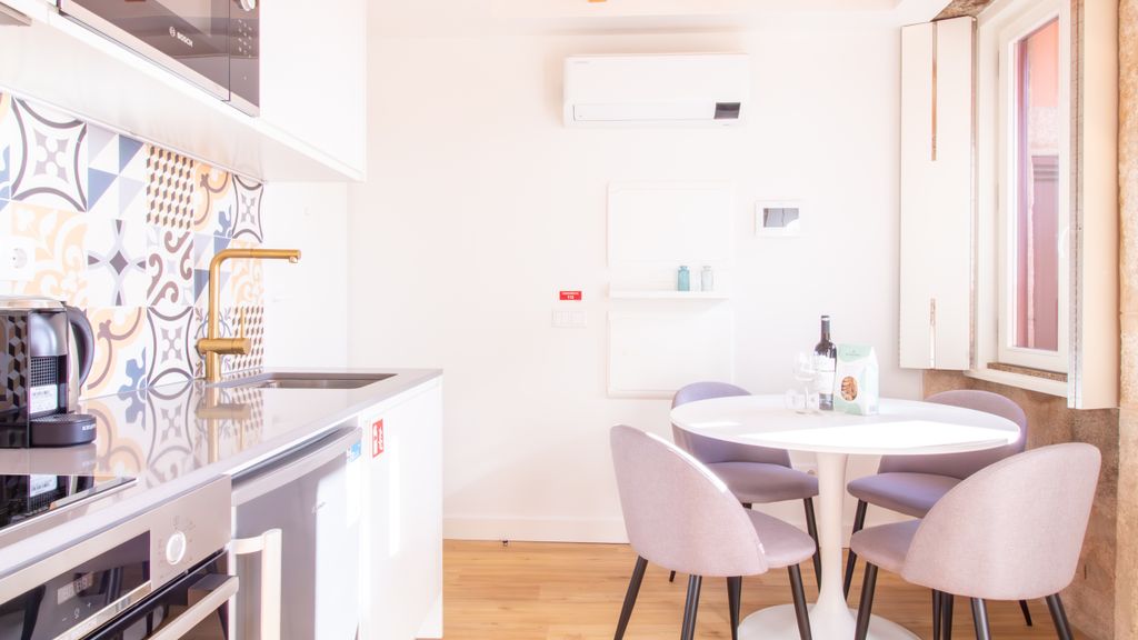 Caldeireiros 95 | Duplex Wonder by LovelyStay