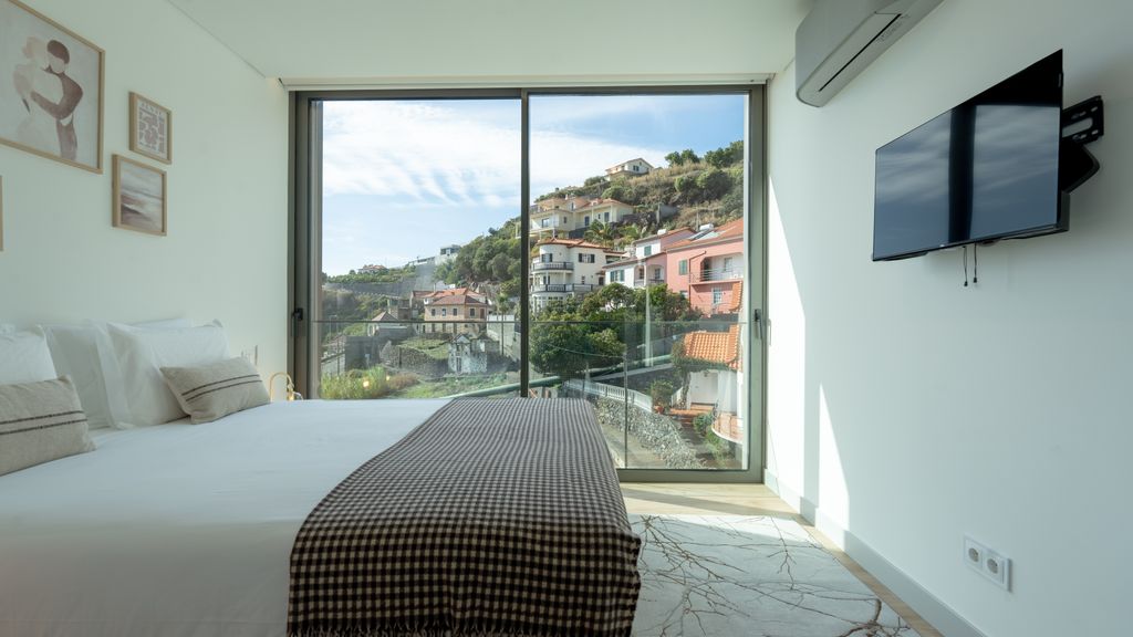 Orion Calheta Hills by LovelyStay