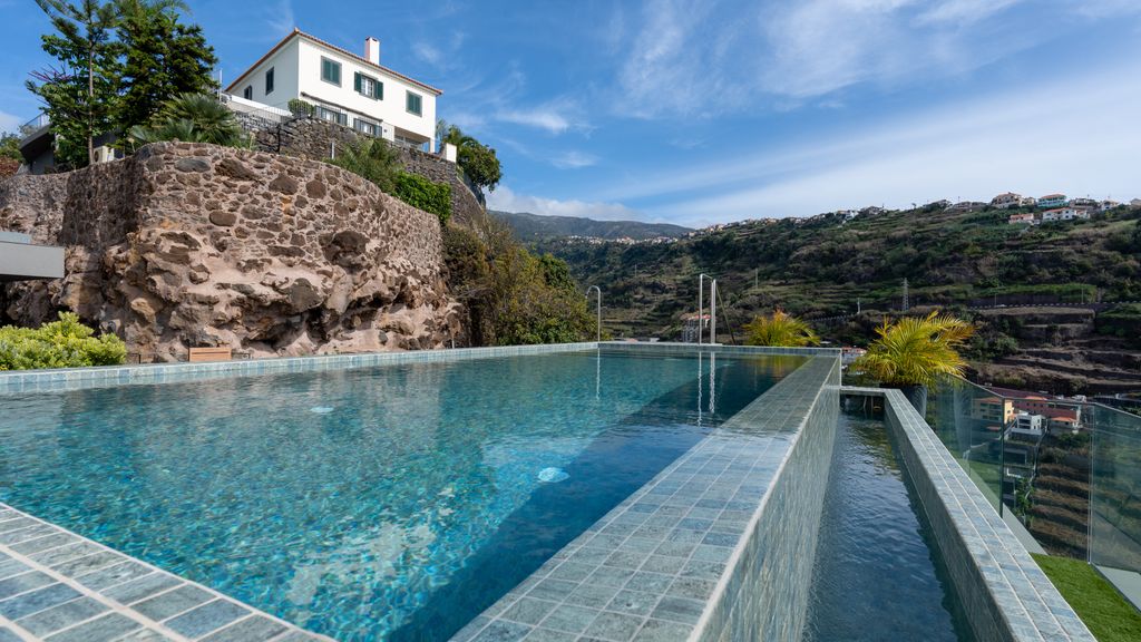 Orion Calheta Hills by LovelyStay