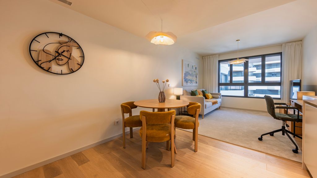 Upscale 1BDR with Pool & Parking by LovelyStay