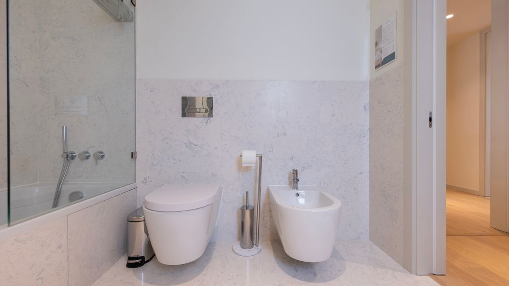 Upscale 1BDR with Pool & Parking by LovelyStay