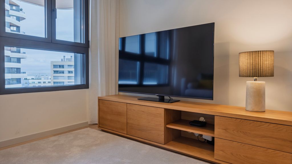 Upscale 1BDR with Pool & Parking by LovelyStay