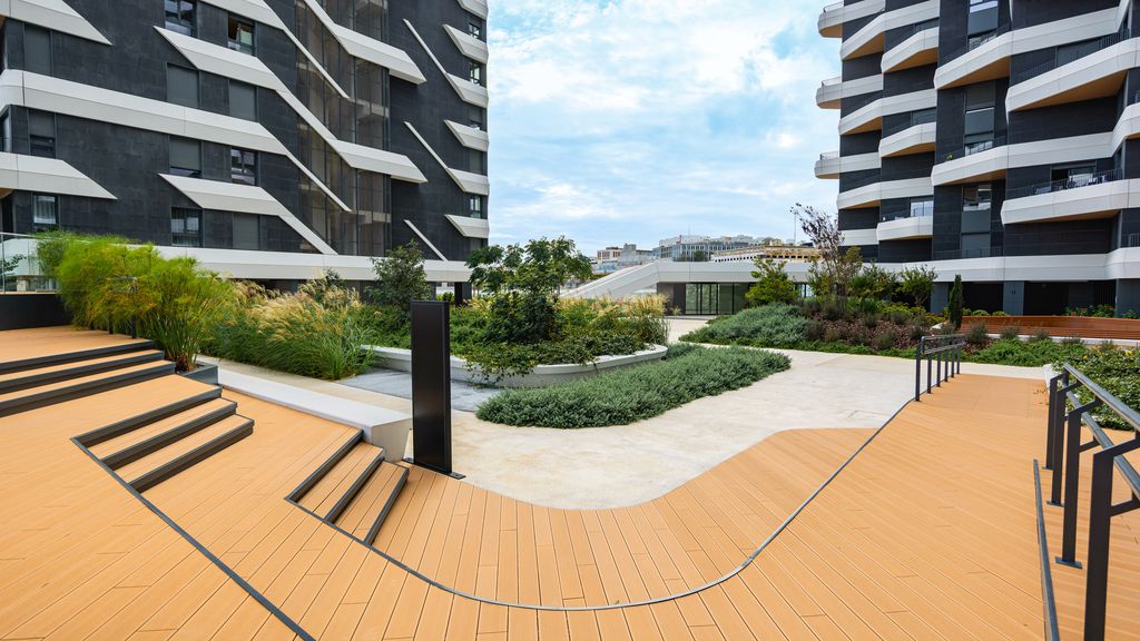 Upscale 1BDR with Pool & Parking by LovelyStay