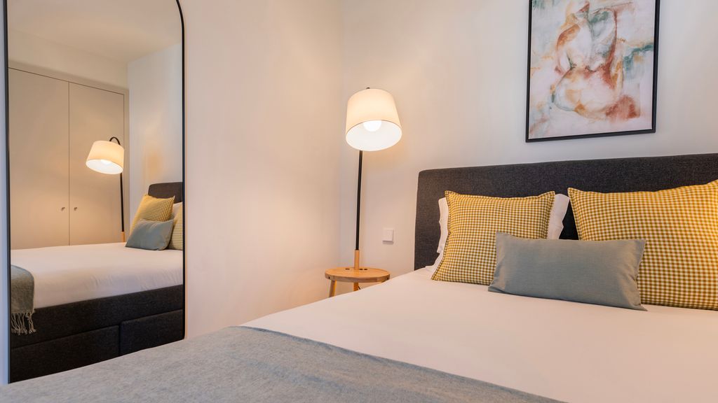 Upscale 1BDR with Pool & Parking by LovelyStay
