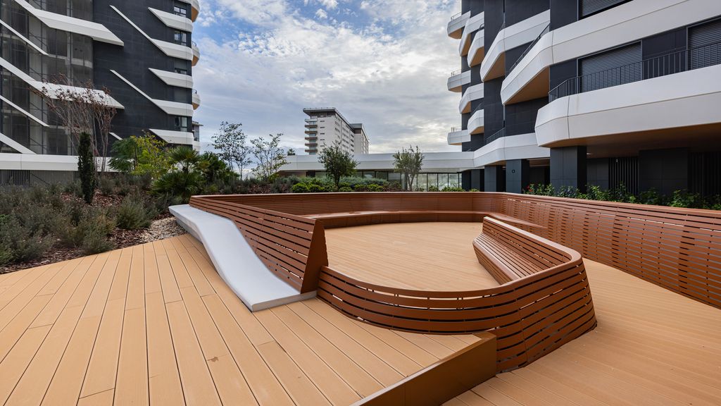 Upscale 1BDR with Pool & Parking by LovelyStay