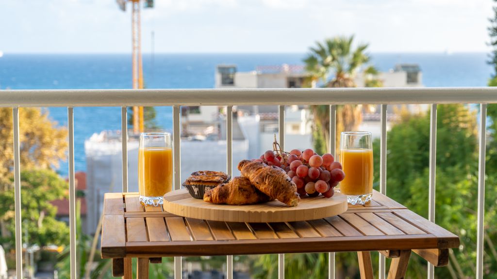 Conde Casa Branca by LovelyStay