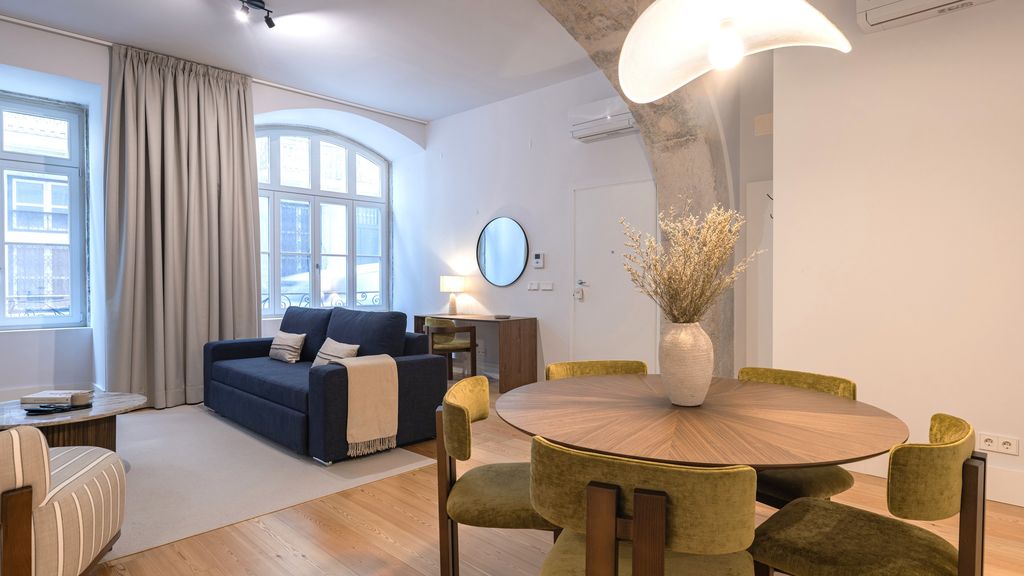 Chiado Aura Apartment by LovelyStay