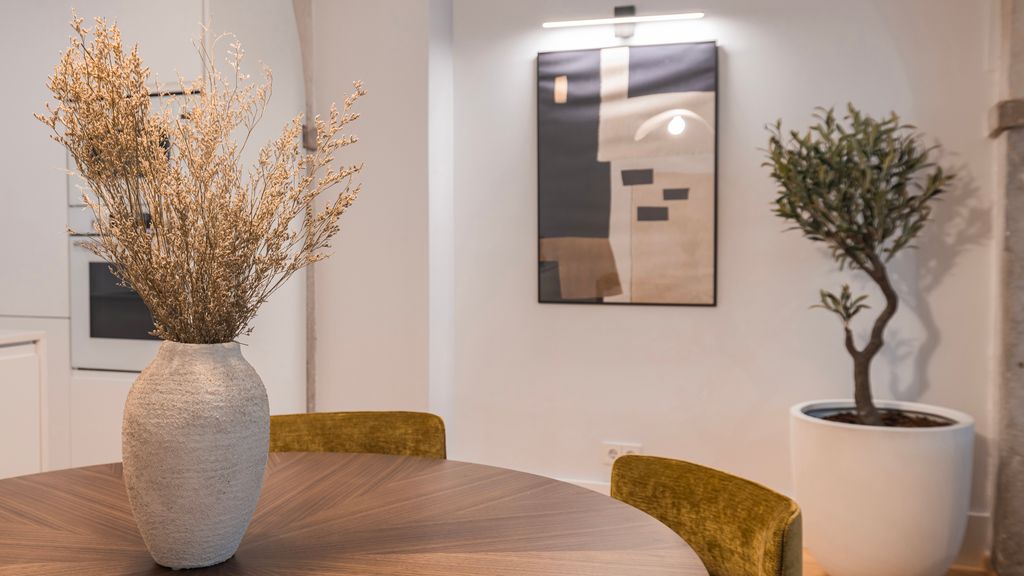 Chiado Aura Apartment by LovelyStay