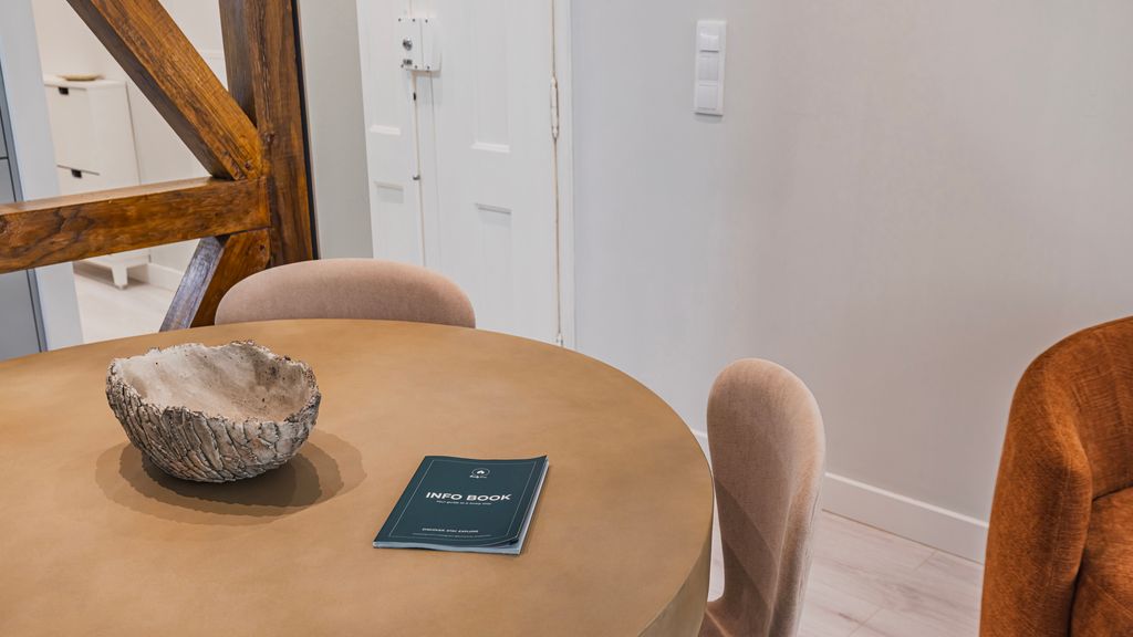 Príncipe Real Charm Apartment by LovelyStay