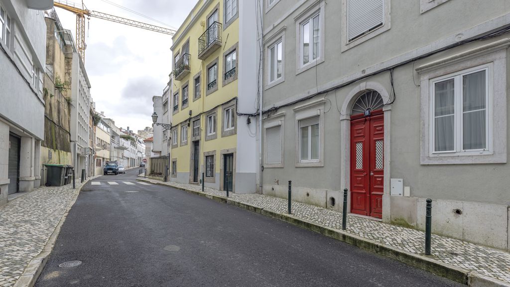 Príncipe Real Charm Apartment by LovelyStay