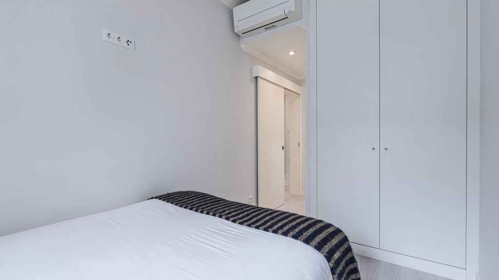 Príncipe Real Charm Apartment by LovelyStay