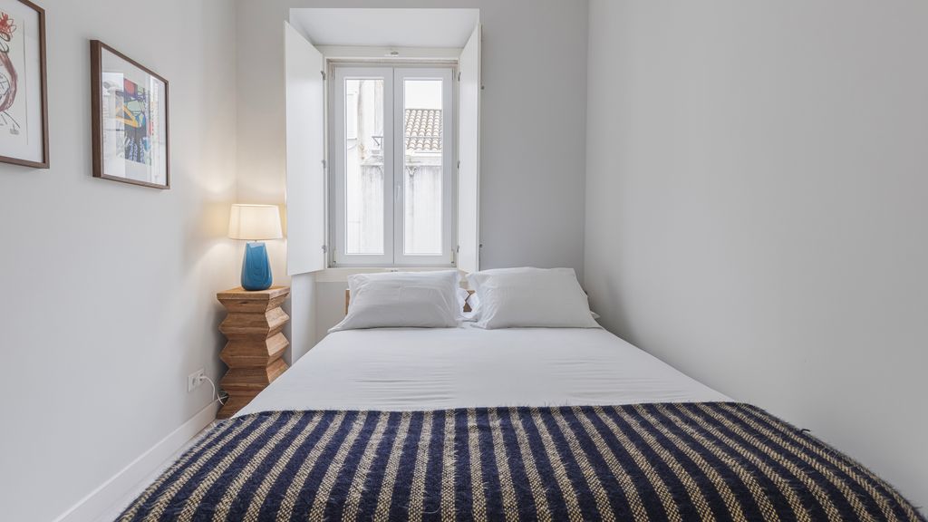 Príncipe Real Charm Apartment by LovelyStay