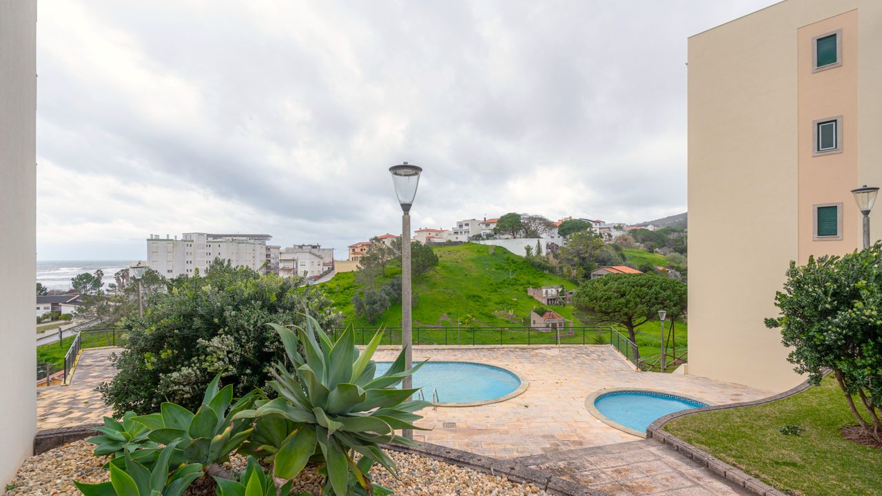 Atlantic Ocean 2BDR with Pool by LovelyStay