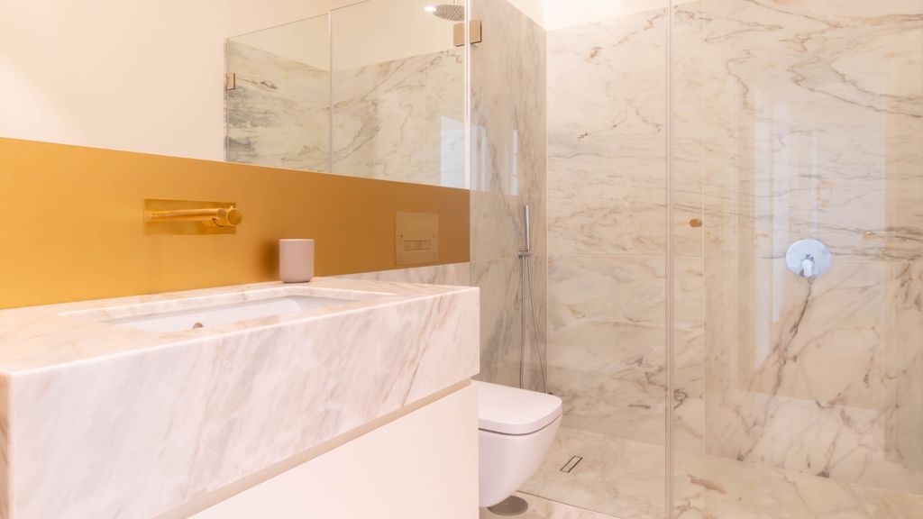 Entreparedes House - Bright 1BR Flats