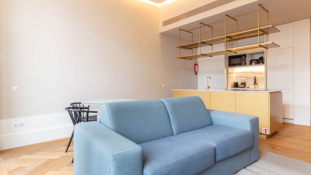 Entreparedes House - Bright 1BR Flats