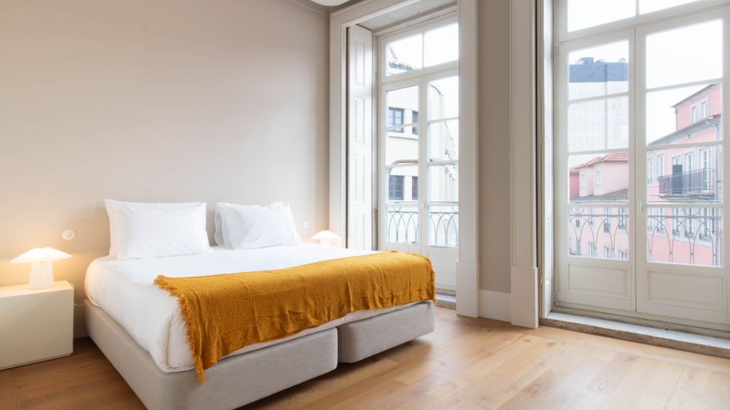 Entreparedes House - Bright 1BR Flats