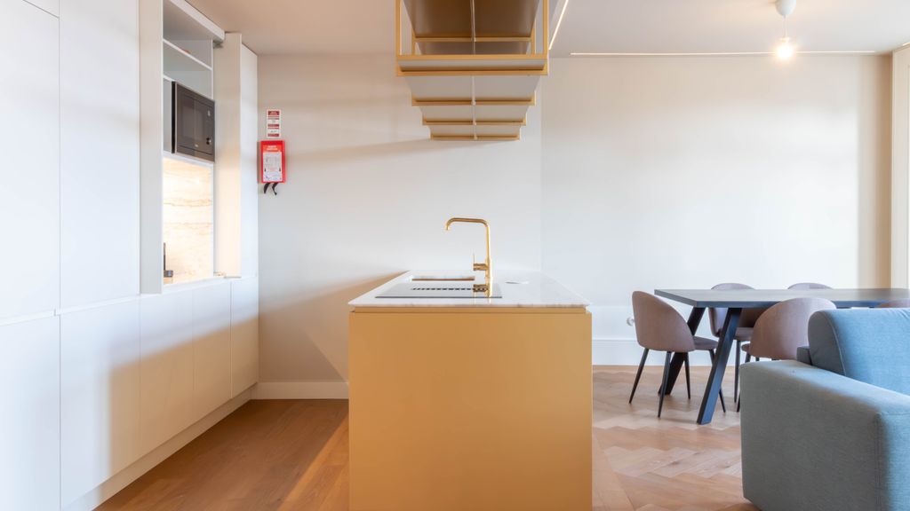 Entreparedes House - 2BR Duplex w/ View