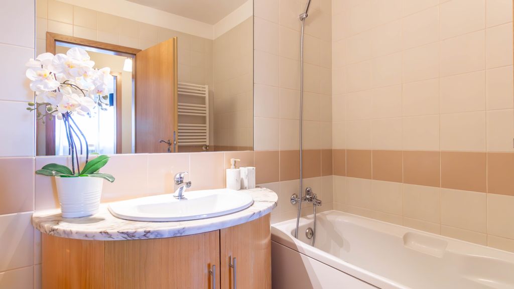 Comfortable & Quiet 3BR near Metro by LovelyStay