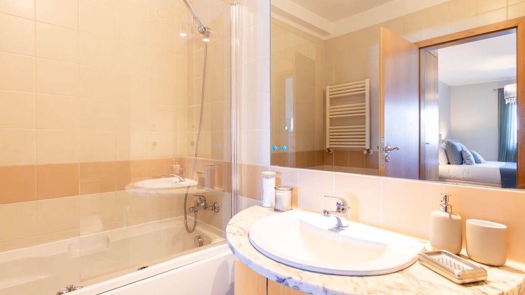 Comfortable & Quiet 3BR near Metro by LovelyStay