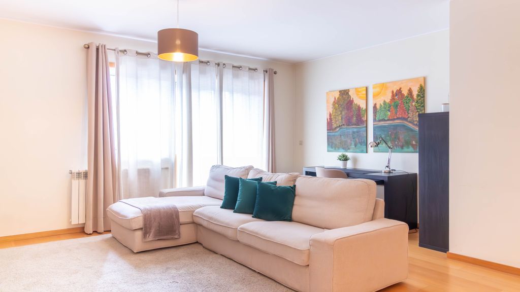 Comfortable & Quiet 3BR near Metro by LovelyStay