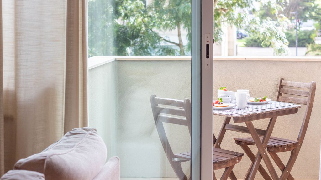 Comfortable & Quiet 3BR near Metro by LovelyStay