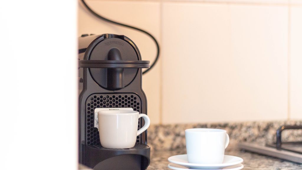 Comfortable & Quiet 3BR near Metro by LovelyStay