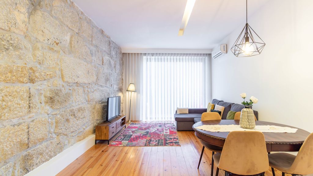 Alegria Cozy Flat by LovelyStay