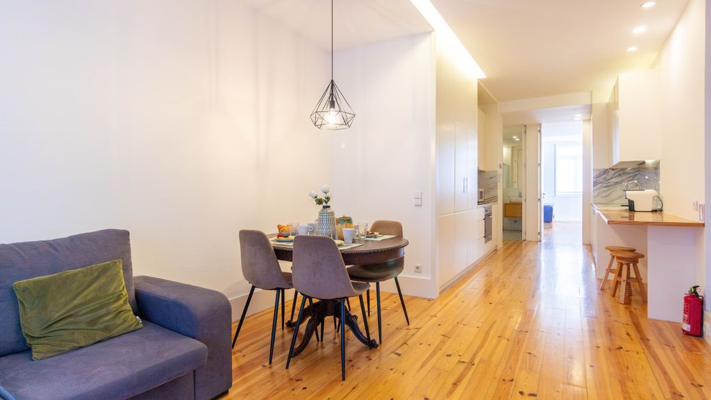 Alegria Cozy Flat by LovelyStay