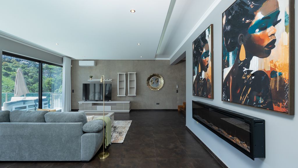 Hydra Villa