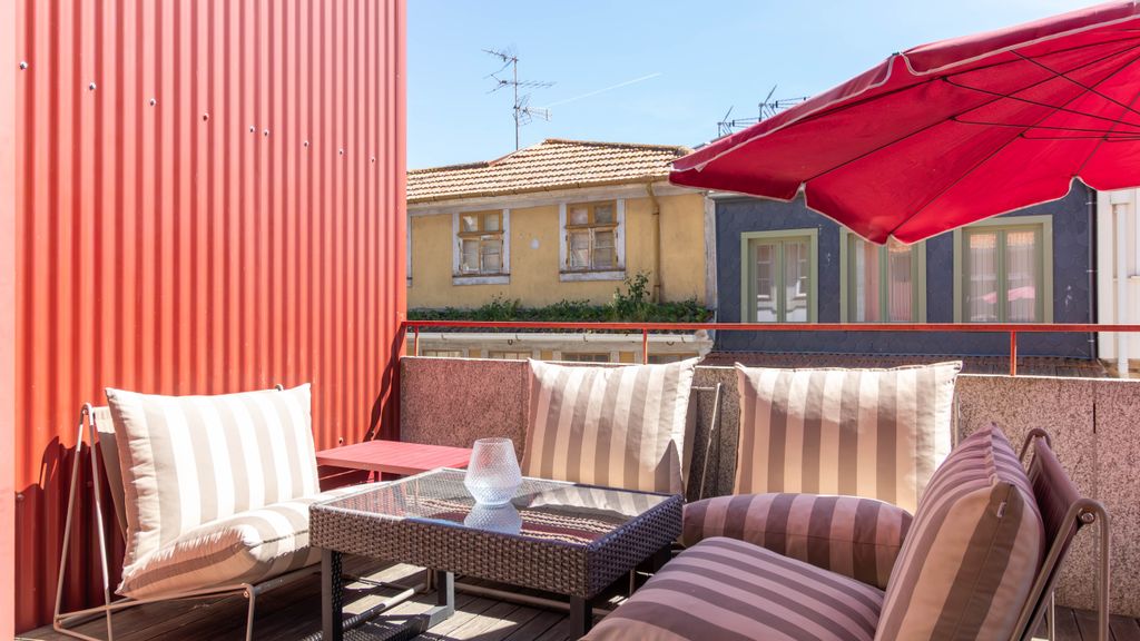 Myo Design House: Clérigos