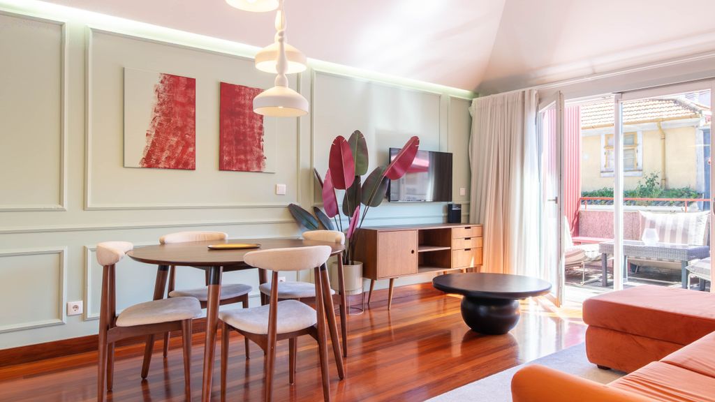 Myo Design House: Clérigos