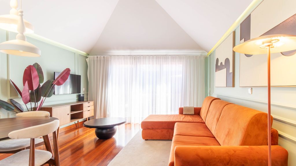 Myo Design House: Clérigos