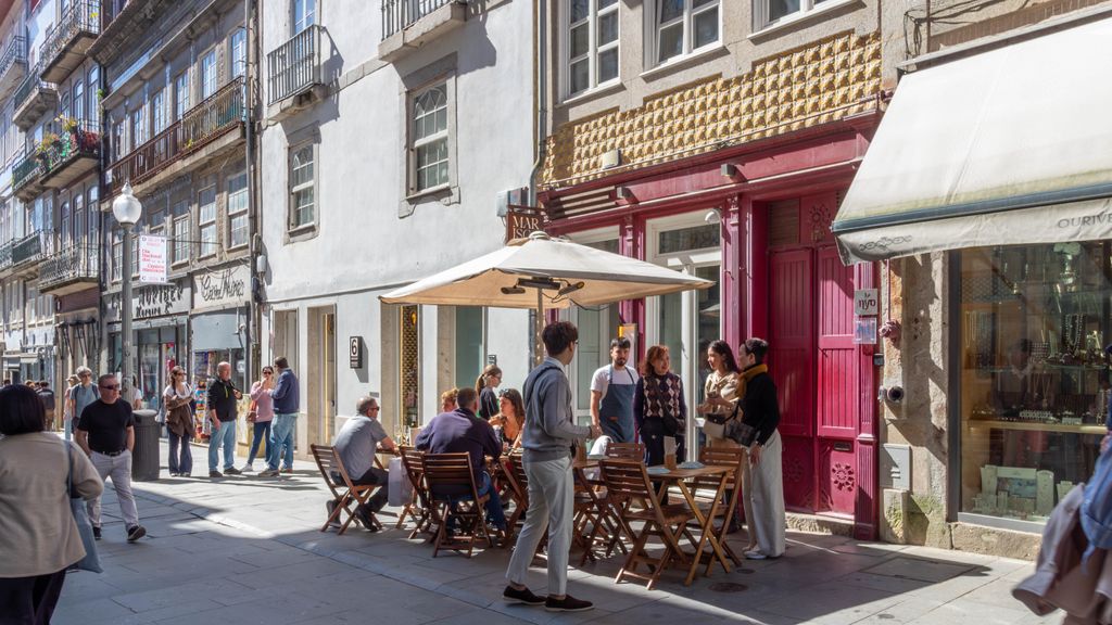 Myo Design House: Clérigos